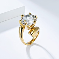 Bague de style français exagérée avec pierres précieuses pour femme, élégante pour le quotidien, en acier inoxydable plaqué or 18 carats, fabrication de précision, haut de gamme