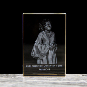 3D Crystal Image Cube K9 sublimazione Droppshipping regali fotografici in cristallo personalizzati per la <span class=keywords><strong>festa</strong></span> <span class=keywords><strong>di</strong></span> compleanno <span class=keywords><strong>festa</strong></span> <span class=keywords><strong>di</strong></span> nozze - Product Image 3