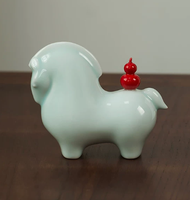 Figurine d'animal cheval en céramique et émail peinte à la main de Jingdezhen, Chine, statue du zodiaque en céladon, gourde pour décoration intérieure, cadeau Feng Shui