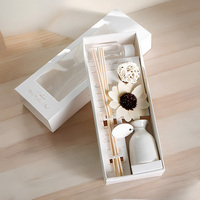 Bonne qualité cérémonie à la main soulagement durable diffuseur de fleurs séchées bouteille en céramique ensemble de diffuseur de roseau pour voiture à la maison