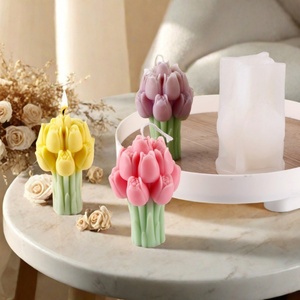 Moule en silicone en gros pour bougies en forme de tulipe, idéal pour la décoration intérieure et les bougies parfumées - Product Image 2