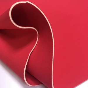 Hoja de neopreno SBR blanca 1,5mm-2,5mm de espesor Neopreno 1mm Tejido de poliéster recubierto Bajo estiramiento - Product Image 3