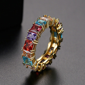 Nuovo Anello Geometrico in Rame Placcato Oro con Zirconia Cubica Colorata, Anello Impilabile per Uomo - Product Image 2