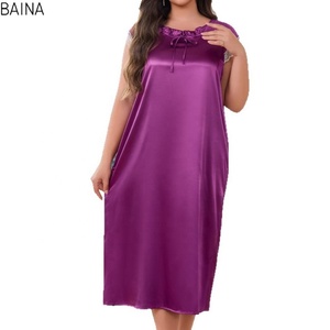 <span class=keywords><strong>Camicia</strong></span> <span class=keywords><strong>da</strong></span> <span class=keywords><strong>notte</strong></span> estiva a <span class=keywords><strong>maniche</strong></span> <span class=keywords><strong>corte</strong></span> <span class=keywords><strong>da</strong></span> donna grande pigiama in raso di seta di ghiaccio con fiocco lungo abito in pizzo a un pezzo - Product Image 3