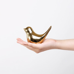 Ins – petits ornements créatifs en céramique dorée, décoration <span class=keywords><strong>de</strong></span> <span class=keywords><strong>salle</strong></span> <span class=keywords><strong>de</strong></span> <span class=keywords><strong>bain</strong></span>, salon, vente en gros, 2023 - Product Image 3