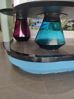 Table basse ronde en verre trempé avec plateau en laiton