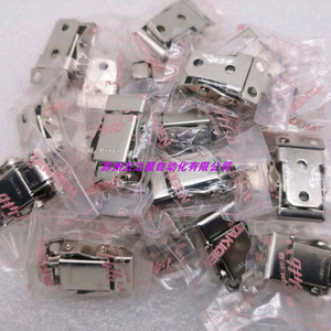 Cerradura de Resorte para Puerta Takigen C-526, Fabricada en Japón, Duradera, Fácil de Instalar, para Uso en el Hogar y la Oficina - Product Image 1
