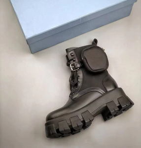 Chaussures de créateur, bottes imperméables luxueuses, bottes en cuir chaudes pour femmes, automne et hiver, vente en gros, bottes hautes pour femmes - Product Image 3