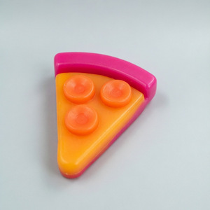 Jouet Squishy en forme de tranchette de pizza rouge-violette, doux, à remontée lente, sensoriel, anti-stress, cadeau pour enfants - Product Image 1