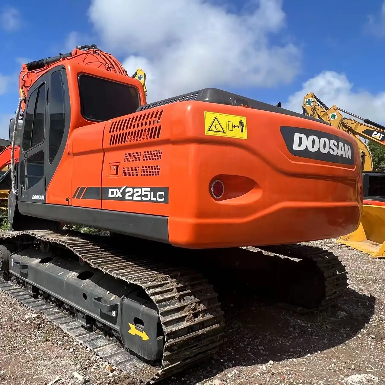 Escavatore gommato Doosan DX225LC excavadora de ruedas escavatore per costruzioni stradali doosan Daewoo