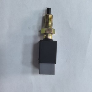 Interruptor de luz de freno Isuzu 8978551870 AY-OS225 para reemplazo, reparación, pieza nueva - Product Image 2