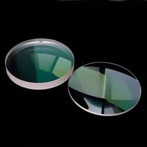 Verre optique à haute transmission avec revêtement antireflet pour caméra, laser et instrument médical - Product Image 2
