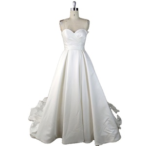 A-ligne en satin sans manches décolleté en coeur <span class=keywords><strong>belle</strong></span> <span class=keywords><strong>robe</strong></span> de mariée pour <span class=keywords><strong>mariage</strong></span> - Product Image 1