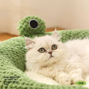 Lit pour animaux de compagnie en peluche détachable de haute qualité lit pour chat en forme de grenouille vert Cages et maisons pour animaux de compagnie mignon lits chauds pour animaux de compagnie - Product Image 5