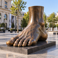 Statue de pied en bronze, décoration de jardin extérieure, grande sculpture de pied en métal