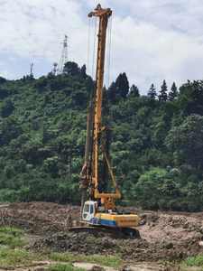 Plataforma rotativa usada Bauer BG25C buenas condiciones de trabajo máquina de construcción de energía fuerte para la venta - Product Image 2