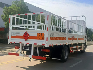 รถบรรทุก FAW 18T ปรับแต่งได้ รถบรรทุกขนส่งสินค้าขนาดเล็ก เกียร์ธรรมดา - Product Image 2