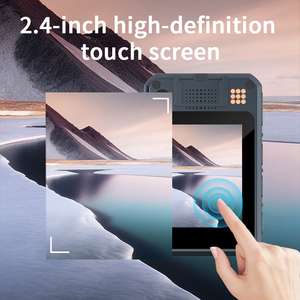 La grabadora negra 4G personalizable admite una tarjeta de memoria de hasta 512G para tomar fotos y grabar videos Cámara de uso corporal - Product Image 3