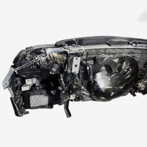 Kit de Carrocería Usado de Alta Calidad, Parrilla Delantera, Radiador, Gancho de Remolque, Instalación con Pernos para Mercedes-Benz Clase C W206 AMG C63 (6 Meses) - Product Image 6