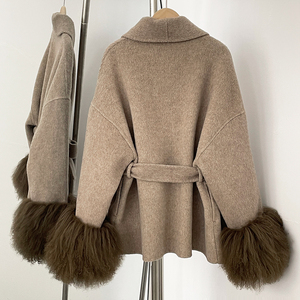 Invierno personalizado cálido nuevo elegante corto invierno esponjoso Real mongol piel de cordero puños cinturón doble cara abrigo de lana mujeres - Product Image 5