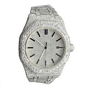 Montre Hip Hop de Luxe Carrée en Acier Inoxydable VVS Entièrement Sertie de Pierres, Personnalisable, à Quartz, Style Antique - Product Image 1