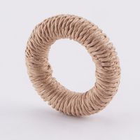 Anneau de serviette en jute tissé personnalisé, vente en gros d'usine, support de serviette en tissu marron duveteux pour la décoration de table de mariage et de fêtes