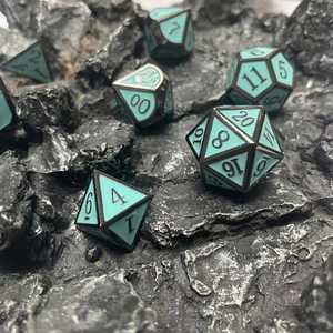 ชุดลูกเต๋าโลหะทองเหลืองวินเทจพร้อมการพิมพ์ UV สำหรับเกม RPG และของสะสม - Product Image 5