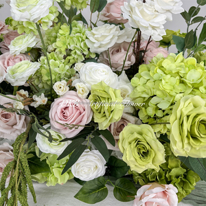 Arrangements floraux en soie écologiques de fleurs artificielles d'eucalyptus, verdure et feuilles pour la location de fêtes de mariage, de remises de diplômes et de Pâques - Product Image 4