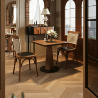 Ensemble de meubles de salle à manger vintage pour café commercial, table carrée en bois massif et chaises de salle à manger avec dossier en rotin pour restaurant, bistrot, café