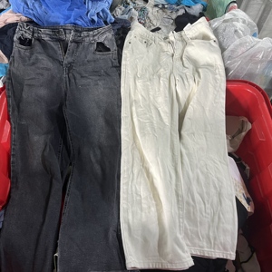 Pantalones Vaqueros Anchos <span class=keywords><strong>de</strong></span> Mujer Usados a Precios Accesibles, Tallas y Colores Variados, Suministro para <span class=keywords><strong>Tiendas</strong></span> <span class=keywords><strong>de</strong></span> <span class=keywords><strong>Segunda</strong></span> <span class=keywords><strong>Mano</strong></span>, Ropa Usada <span class=keywords><strong>de</strong></span> Mujer - Product Image 1