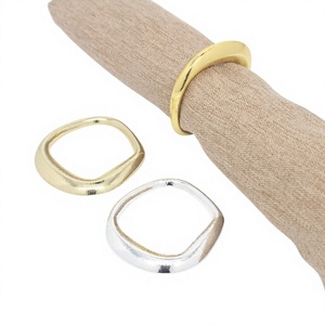 Unregelmäßiger Runder Serviettenring aus Legierung Minimalistischer Hochwertiger Galvanisierter Serviettenhalter für Partys - Product Image 4