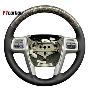 Volant en cuir et bois hydrographié personnalisé YTcarbon pour <span class=keywords><strong>Chrysler</strong></span> <span class=keywords><strong>200</strong></span> 300 200C 300C TC – Accessoires intérieurs automobiles - Product Image 1