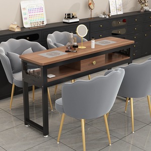 Table de manucure moderne en bois avec tiroir de rangement et chaise rose pour salon de beauté - Product Image 3