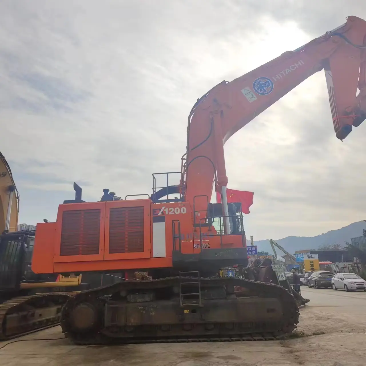 Gebruikte Hitachi Ex1200 Graafmachine 120ton Graafmachine Met Redelijke Prijs Te Koop