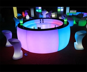 طقم بار بلاستيكي حديث مستعمل مع إضاءة LED متغيرة بـ16 لونًا مقاوم للماء IP65 أثاث كاونتر بار خارجي - Product Image 2