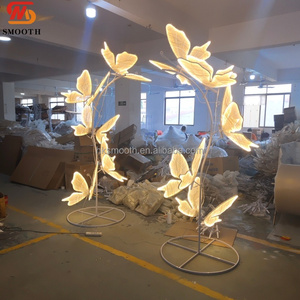ซุ้มแต่งงานรูปผีเสื้อ LED ขนาด 8 ฟุต รุ่นขายดี SMOOTH ตกแต่งทางเดินด้วยโครงโลหะพร้อมไฟประดับ - Product Image 3