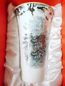 Customized New Product Nordic Style Luxury Home Decors Ceramic <b>Vase</b> - Product Image 3