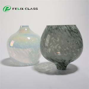 Lámpara Colgante LED de Globo Soplado a Mano con Pantalla de Cristal Fundido, Colores Personalizados, Fabricante OEM de China - Product Image 4