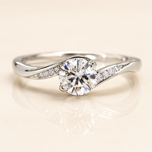 Anello da Donna con Zirconia Cubica, Gioiello alla Moda - Product Image 2