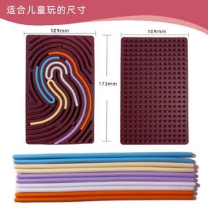 Tablero de Actividades Sensoriales de Silicona sin BPA con Logotipo Personalizado, Juguete Sensorial para Niños y Adultos, Juguete Educativo para Viajes, para el TDAH/TSI, 3+ - Product Image 3