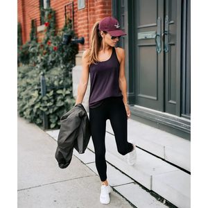 Premium ODM Leggings da donna a vita alta morbidi pantaloni sportivi per il controllo della pancia Design svasato più XL per la corsa di allenamento Yoga - Product Image 6