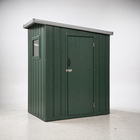 Abri préfabriqué en acier, abris préfabriqués à toit en pente, abri métallique avec porte et gouttière pour usage extérieur