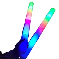 Bâtons en Mousse LED Lumineux Fluo, Doux Bâtons LED Clignotants pour Rave, Concert, Fête, Noël et Pâques