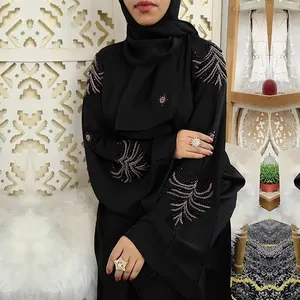 Dubai abaya indah warna hitam muslim tradisional abaya tangan bekerja kaftan pakaian Islami tradisional untuk wanita