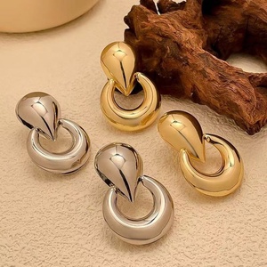 ต่างหูเงินแท้ S925 สไตล์ยุโรปอเมริกันแบบเรโทร รูปทรงหยดน้ำ พร้อมวงกลมเรขาคณิตเรียบง่าย เครื่องประดับอัลลอยด์ทันสมัยสำหรับงานปาร์ตี้ - Product Image 4