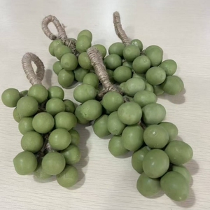 Savon en Grappe Forme Raisin Fabrication Directe OEM Marque Privée Produits de <span class=keywords><strong>Beauté</strong></span> Soin de la Peau Naturel Biologique Parfumé Fait à la Main Processus à Froid - Product Image 1