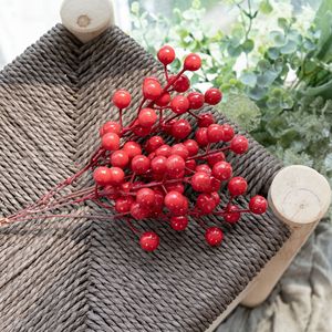 Bouquet de fruits artificiels rouges en mousse pour décoration de Noël à domicile, style Ins transfrontalier - Product Image 2