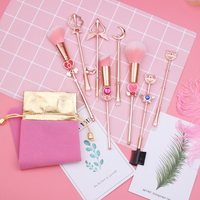 Juego de brochas de maquillaje de dibujos animados de oro rosa de 8 piezas DailyQueen Cardcaptor Sakura y Sailor Moon, brochas para base, diseño bonito y elegante