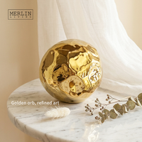 Merlin Living Or Décoratif Vintage Plaqué Forme Géométrique Accessoires de Salon Ornement de Table Décoration de Table en Céramique