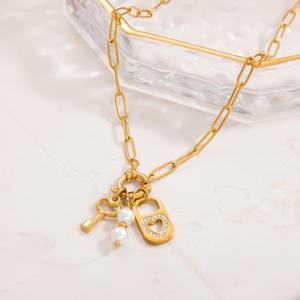 Collar de Acero Inoxidable Hecho a Mano para Mujer con Cadena de Oro de 18K, Moderno y Versátil, Colgante de Moda para Regalo, Venta al Por Mayor - Product Image 2